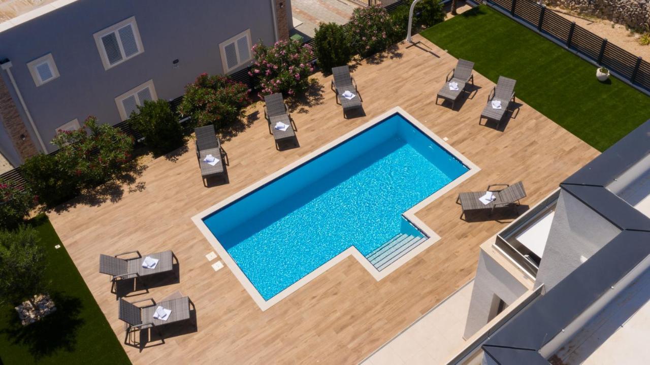 Villas Royal II With Private Pool Новалья Экстерьер фото