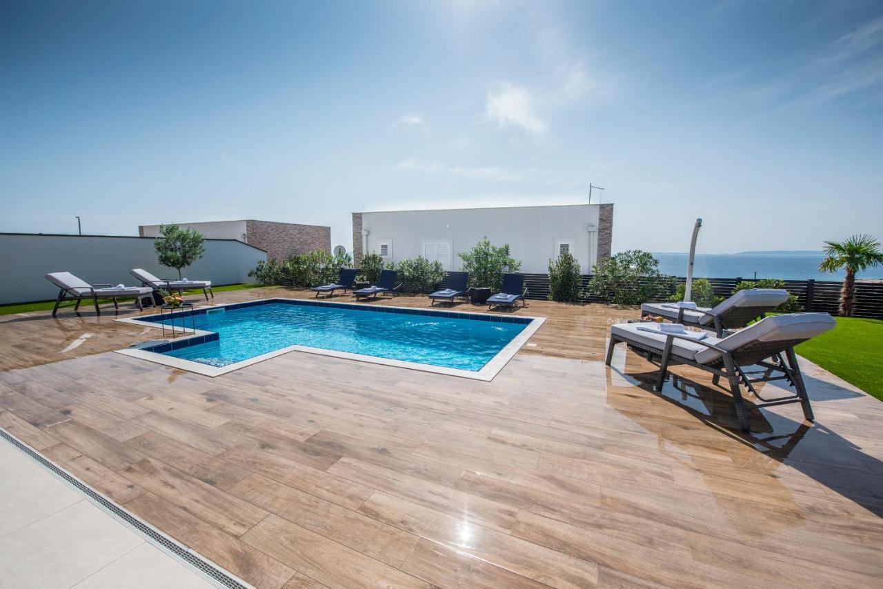 Villas Royal II With Private Pool Новалья Экстерьер фото